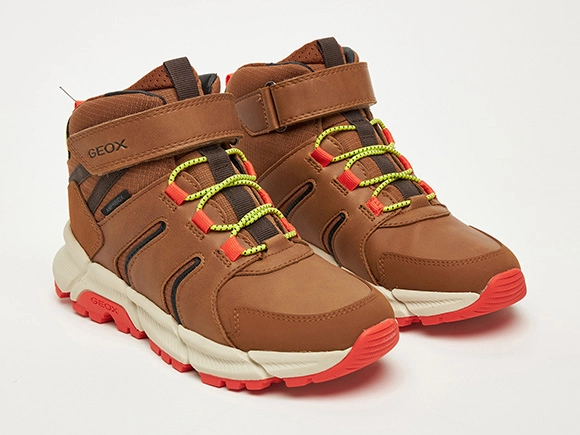 Shoe Photo Editing shoe photo editing service background removal Before