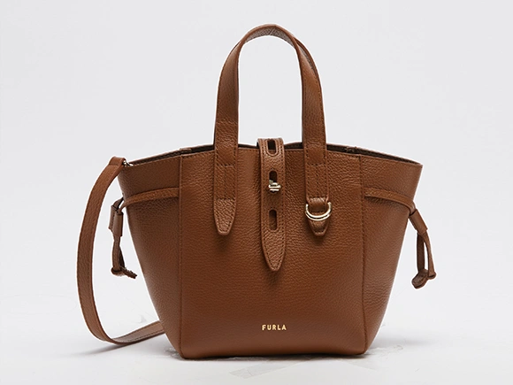 E-commerce Photo Editing Fashion Main Images Before